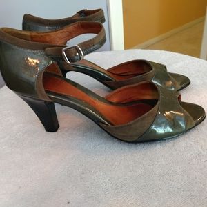 MUST GO BY 8/23! Sofft Gray Heel Sandals